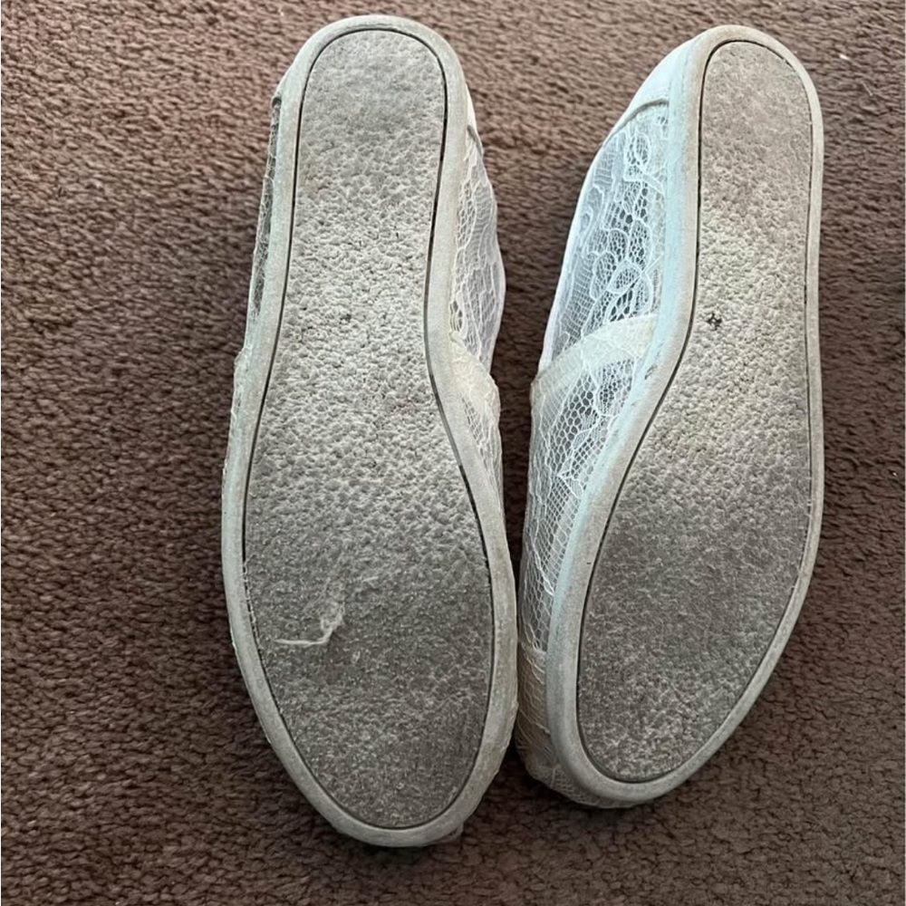 Weddding Tom’s white lace size 7.5wide